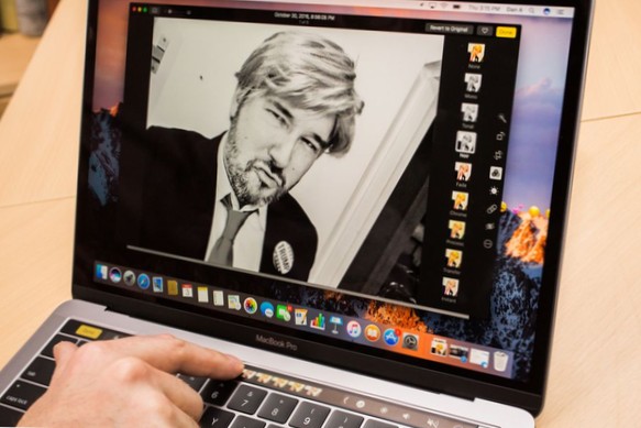 Cum să obțineți o bară tactilă virtuală pe macOS