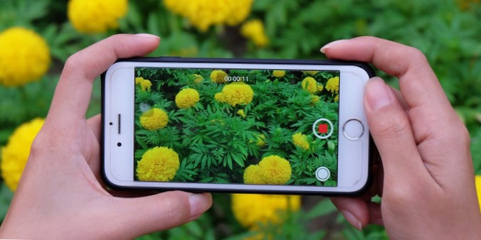 Hoe u een video op de iPhone versnelt