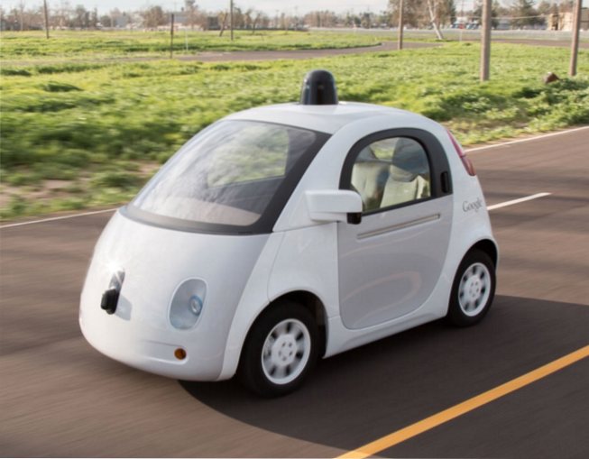 Voiture effrayante sans conducteur de Google ou Hot Wheels?