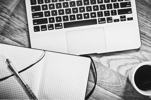 Kromě hraní her, jak trávíte svůj volný čas online??