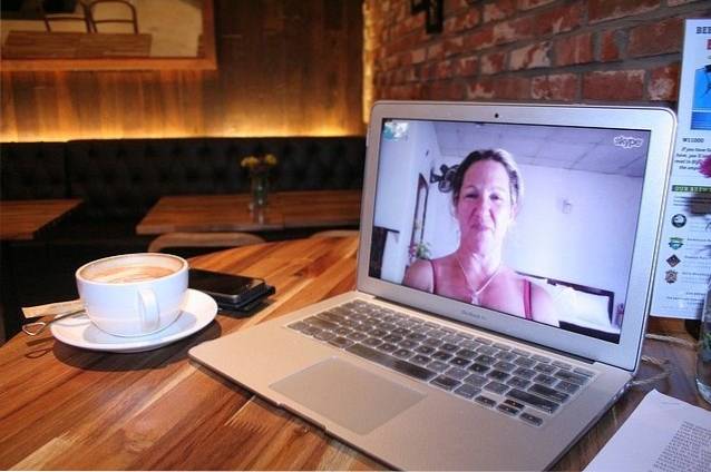Skype vs. WhatsApp Which Video Calling App Is Best for You?